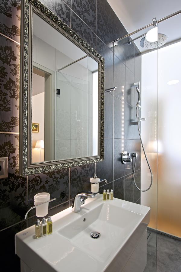 Zamek Ratmerice - Hotel & Resort Bagian luar foto