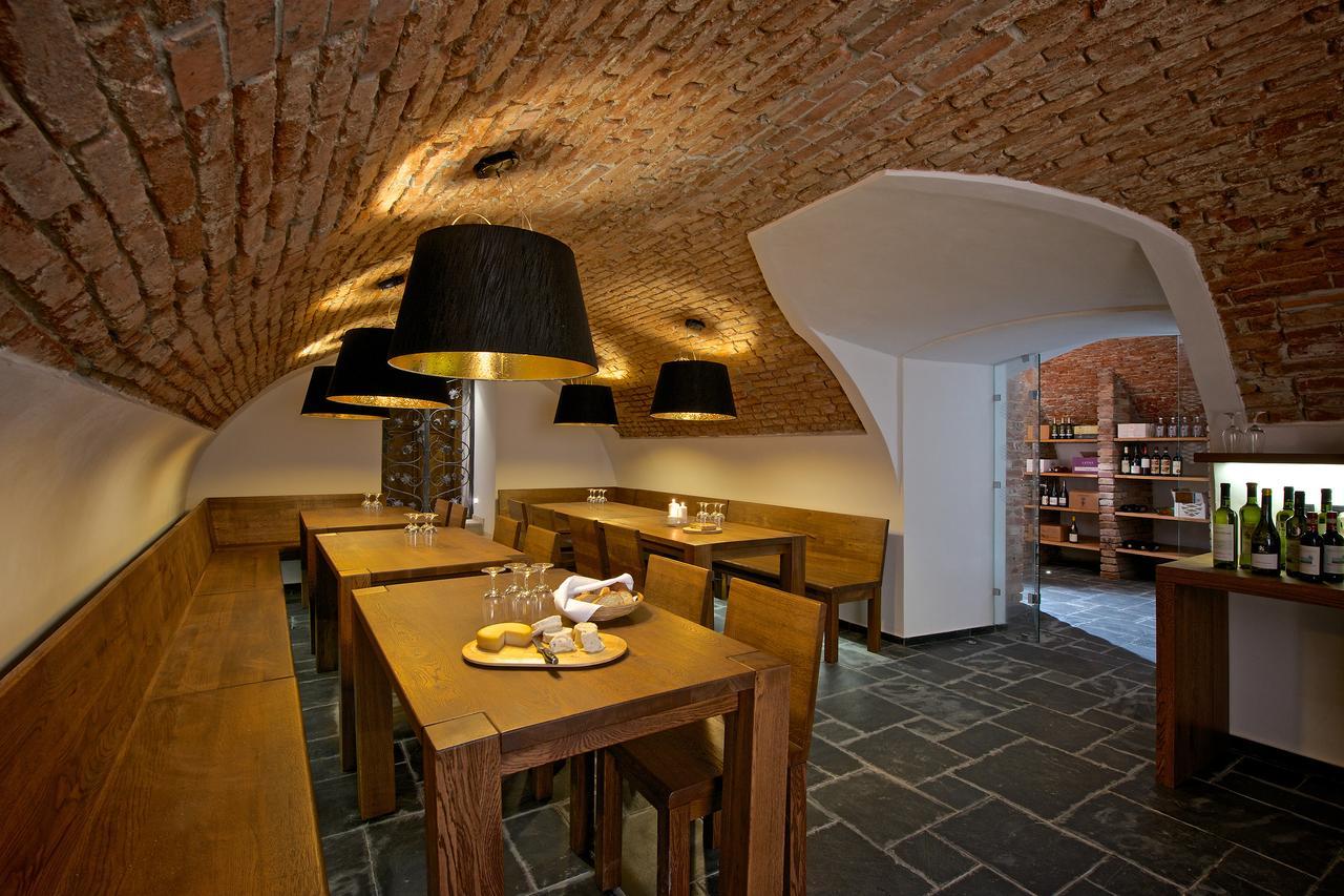 Zamek Ratmerice - Hotel & Resort Bagian luar foto